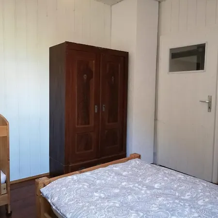 Häusle An Der Hüle Hohenstein (Reutlingen)