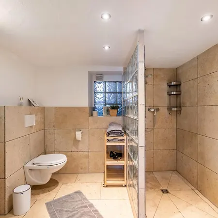 Häusle An Der Hüle