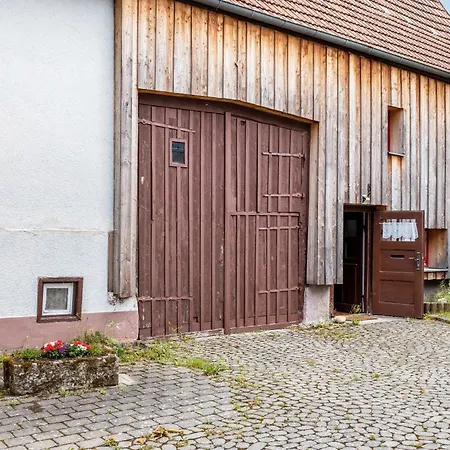 Haeusle An Der Huele בית נופש