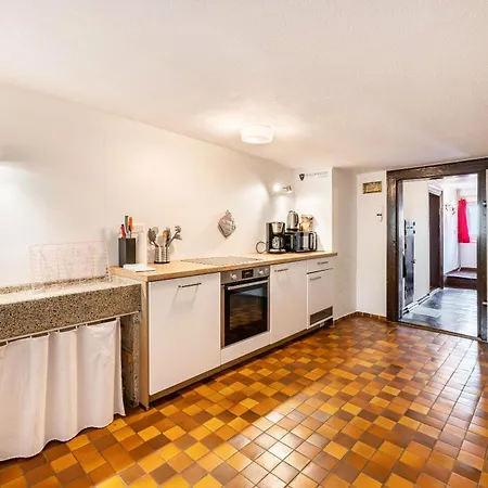 Haeusle An Der Huele בית נופש *