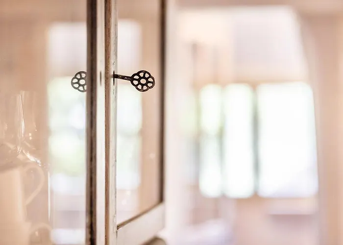 Haeusle An Der Huele * Hohenstein