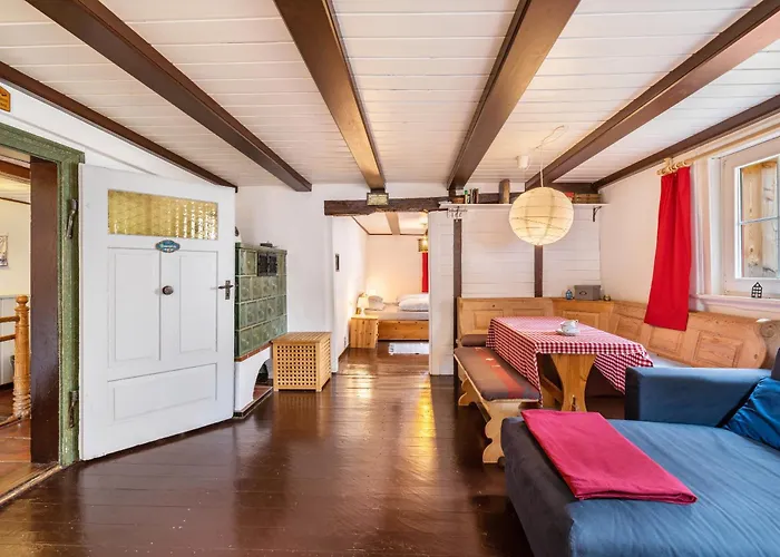 Nyaraló Haeusle An Der Huele Hohenstein