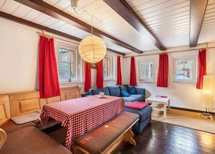 Nyaraló Haeusle An Der Huele Hohenstein